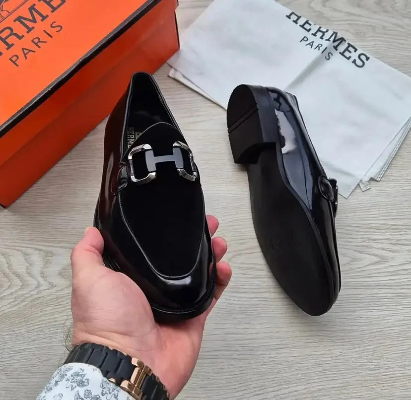 حذاء لوفر جلد رجالي أسود بتصميم Hermès