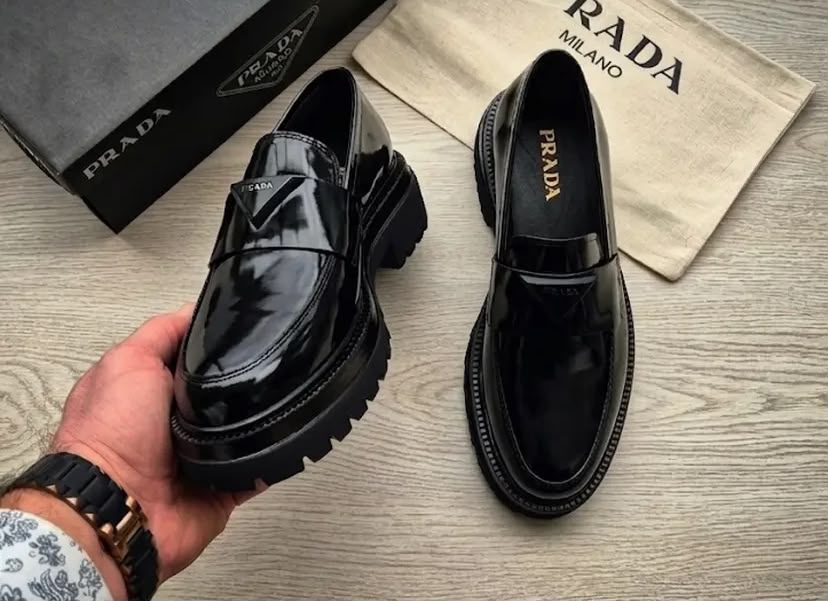 Prada Chunky Loafers رجالي أسود